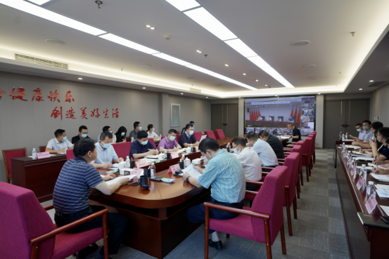 四川尊龙凯时集团召开疫情防控工作领导小组2022年第3次会议 集团党委书记、董事长、疫情防控工作领导小组第一组长任丁主持会议并讲话