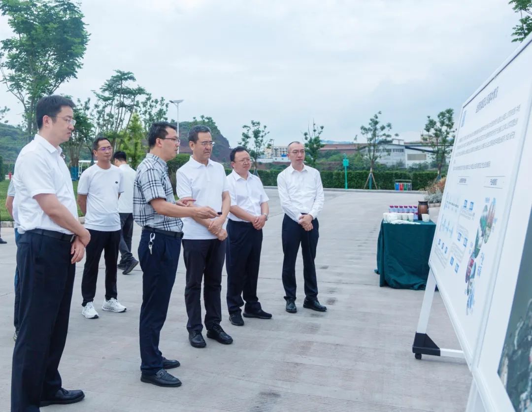省国资委党委书记、主任冯文生赴宜宾调研国企改革深化提升行动工作并主持召开片区座谈会